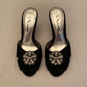Nina black satin sparkly mule heels size 7 rhinestone